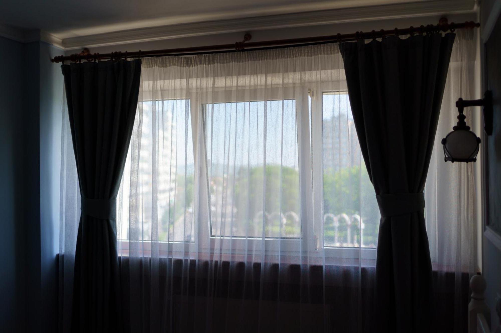Pasiro Aparthotel Алба Юлия Екстериор снимка