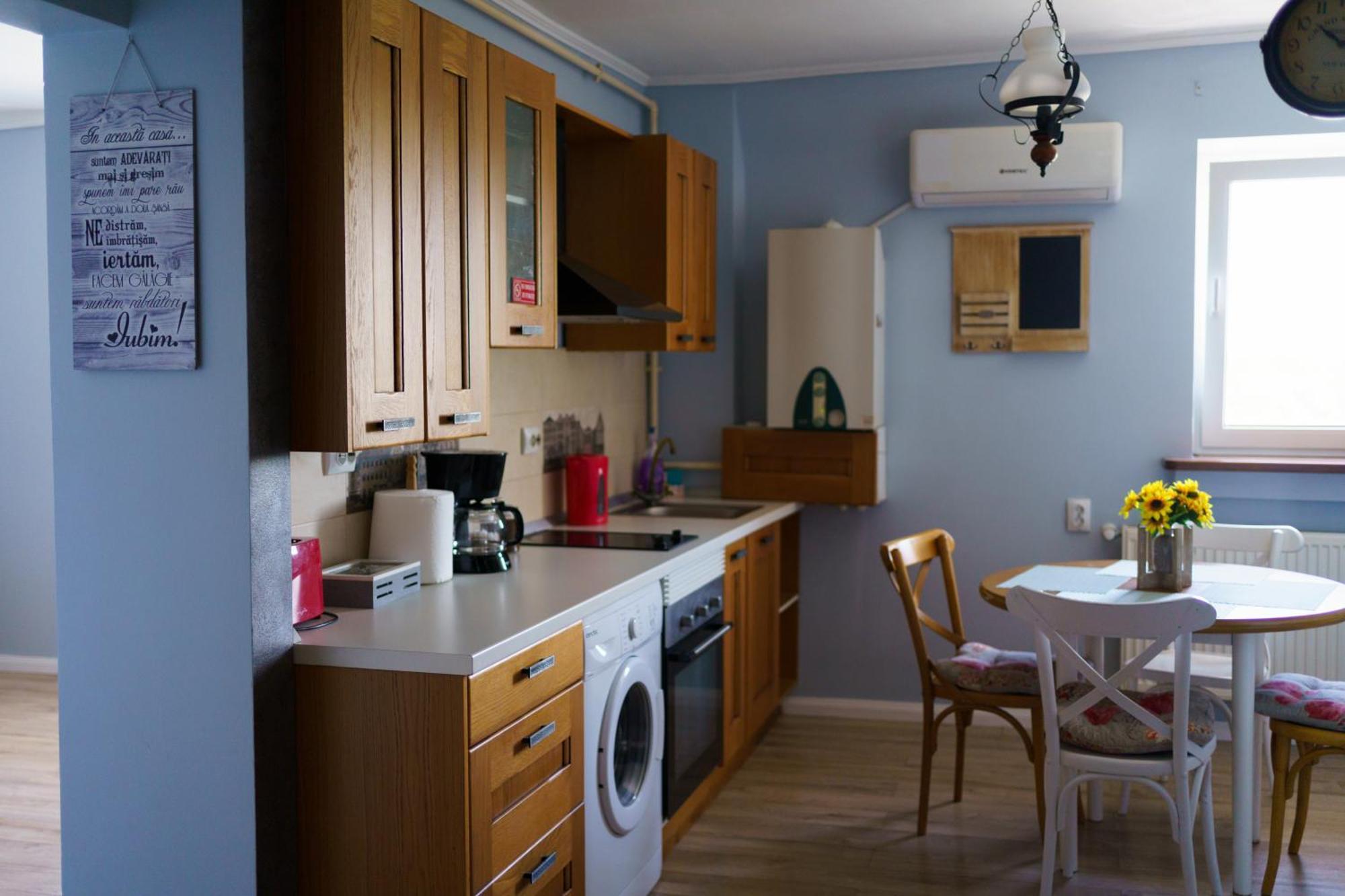 Pasiro Aparthotel Алба Юлия Екстериор снимка