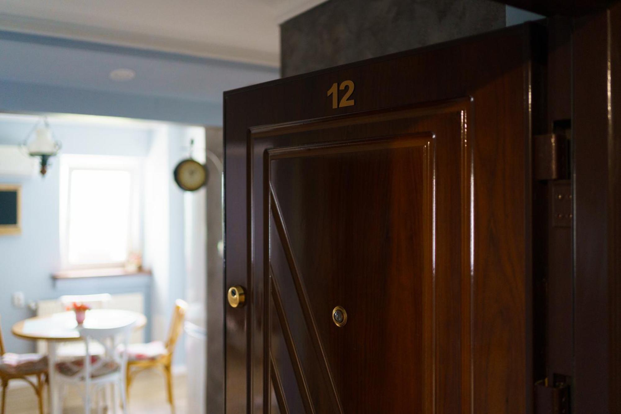 Pasiro Aparthotel Алба Юлия Екстериор снимка